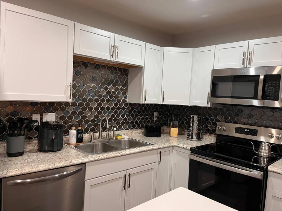 Healing Haven King Bed Suite Dallas Bagian luar foto
